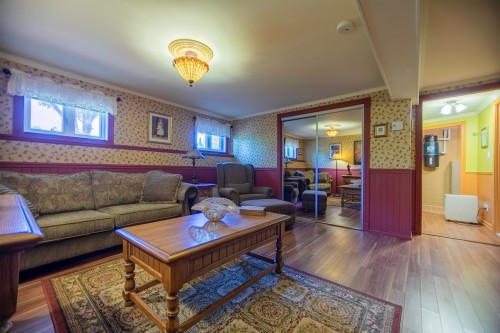 Salle familiale - 116 Rue Robert, Varennes, QC 