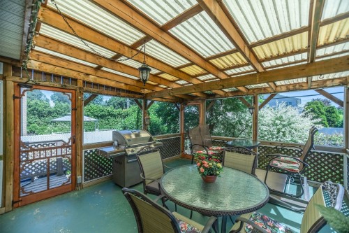 Véranda - 116 Rue Robert, Varennes, QC 