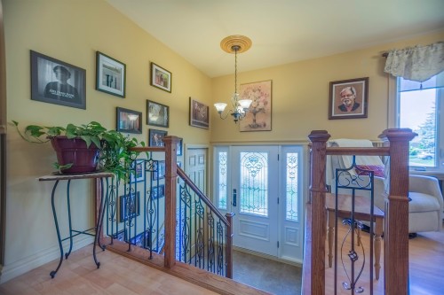 Hall d'entrée/Vestibule - 116 Rue Robert, Varennes, QC 