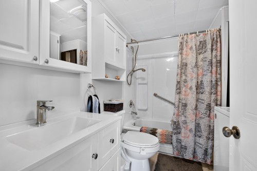Salle de bains - 208  - 210 45E Avenue, Pointe-Calumet, QC 