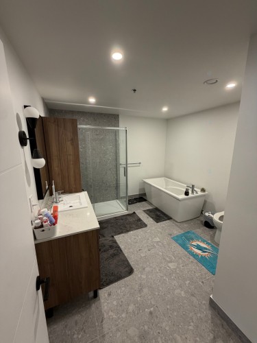 Salle de bains - 205-1070 Boul. De La Chaudière, Québec (Sainte-Foy/Sillery/Cap-Rouge), QC 