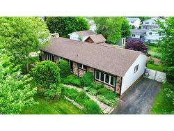 118 Columbus Moncton, NB E1A 5E4