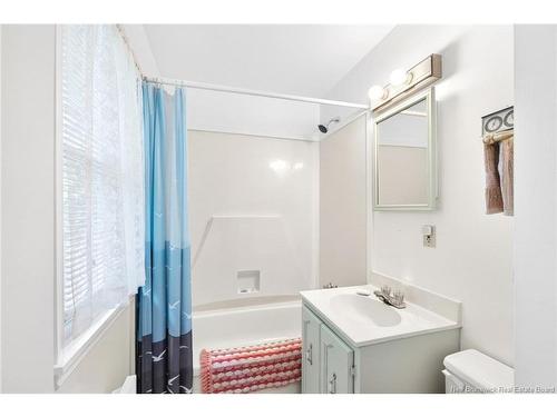 623 Reid St, Fredericton, NB 