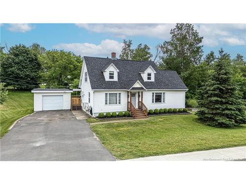 154 Brookside Dr, Fredericton, NB 