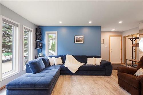 4 Blair Bay, Steinbach, MB 