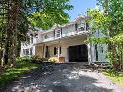 90 Leeward Avenue  Hammonds Plains, NS B3Z 1K1
