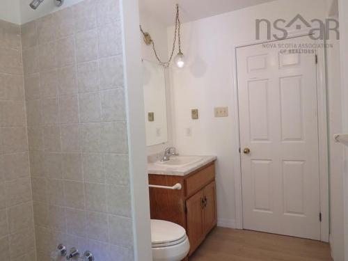 102 Pondicherry Crescent, Dartmouth, NS 