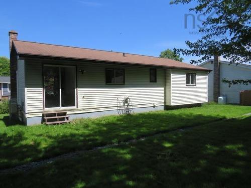 102 Pondicherry Crescent, Dartmouth, NS 