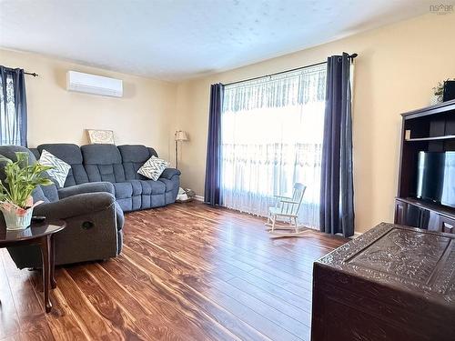 567 West River Drive, Durham, NS 