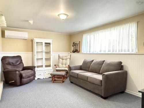 567 West River Drive, Durham, NS 