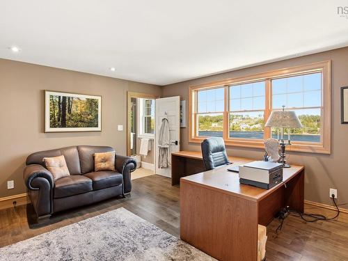 6 Mary Lane, Chester Basin, NS 