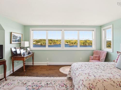 6 Mary Lane, Chester Basin, NS 