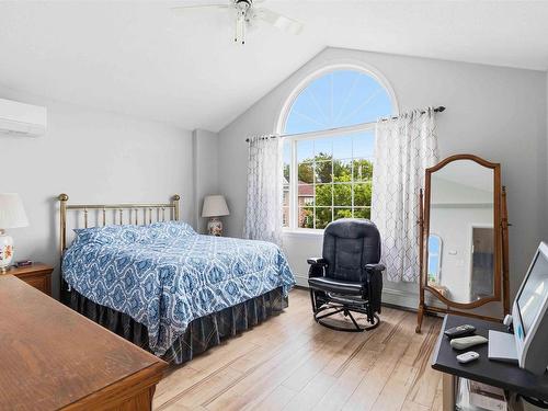 36 Roxham Close, Clayton Park, NS 