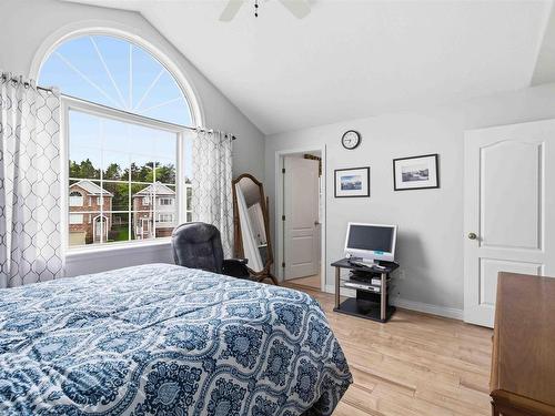 36 Roxham Close, Clayton Park, NS 