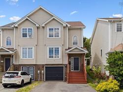 121 Green Village Lane  Dartmouth, NS B2Y 4V5