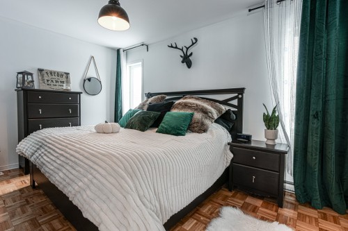 Master Bedroom - 66 Rue Granger, Saint-Philippe, QC 