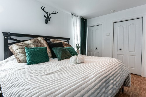 Master Bedroom - 66 Rue Granger, Saint-Philippe, QC 