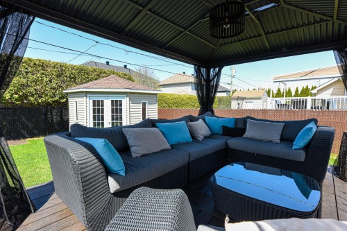 Courtyard - 66 Rue Granger, Saint-Philippe, QC 