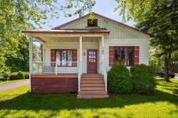 1198 Av. du Lac-St-Charles Québec (La Haute-Saint-Charles), QC G3G 2S9