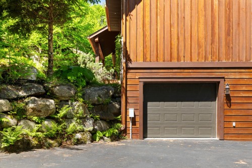 Garage - 279 Ch. Des Castors, Mont-Tremblant, QC - Outdoor With Exterior