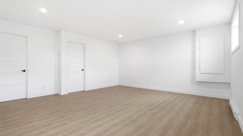 Salle familiale - 70 Rue Nicolas-Perreault, Sorel-Tracy, QC - Indoor Photo Showing Other Room