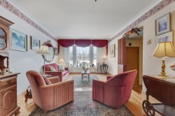Salon - 