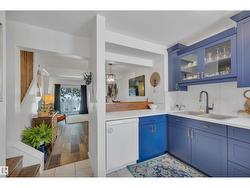 #44 2024 57 ST NW  Edmonton, AB T6L 2Z3