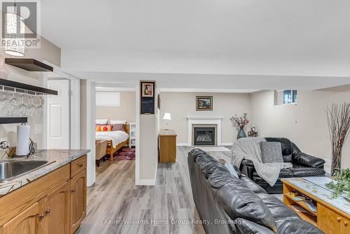6 - 15 Valley Road, Guelph (Kortright East), ON 