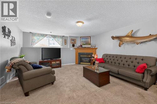 64 Caledonia Avenue, Caledonia, ON 