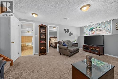 64 Caledonia Avenue, Caledonia, ON 