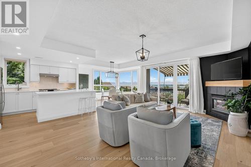 441 Mariners Way, Collingwood, ON 