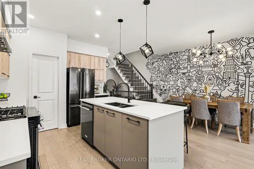 769 Cairn Crescent, Ottawa, ON 