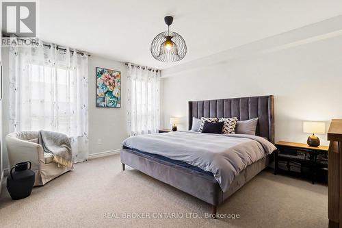 769 Cairn Crescent, Ottawa, ON 