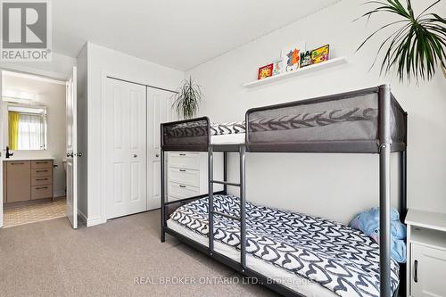 769 Cairn Crescent, Ottawa, ON 