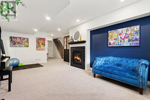 769 Cairn Crescent, Ottawa, ON 