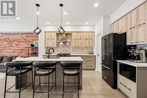 769 Cairn Crescent, Ottawa, ON 