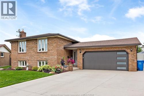 1251 Huntwick PLACE  Lasalle, ON N9H 2B4