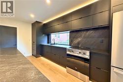 42 1/2 STRATHCONA Avenue Brantford, ON N3S 1T5