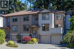 403 288 Eltham Rd View Royal, BC V9B 1J9