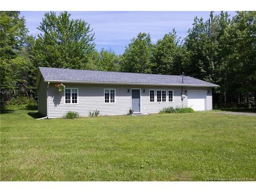 15 Katie Ave, Douglas, NB 