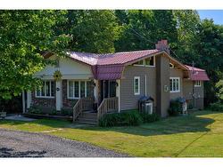 3168 KING GEORGE HWY Miramichi, NB E1V 7B9