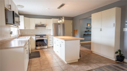 1142 Kathleen Dr, Duncan, BC 