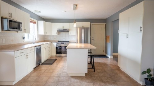 1142 Kathleen Dr, Duncan, BC 
