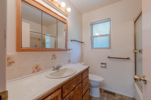 4386 Riverside Rd, Duncan, BC 