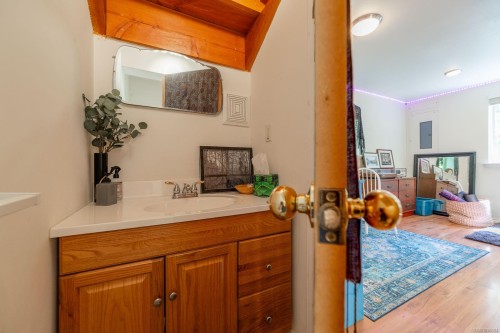 4386 Riverside Rd, Duncan, BC 