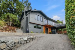1563 Sherwood Dr Nanaimo, BC V9T 1H1