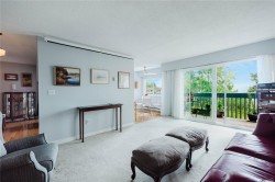 #404-1012 Collinson St Victoria, BC V8V 3C1