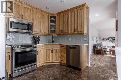 235 Sebestyen Terrace, Saskatoon, SK 