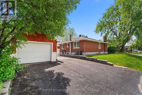 2075 Neepawa Avenue, Ottawa, ON 