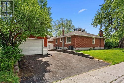 2075 Neepawa Avenue, Ottawa, ON 